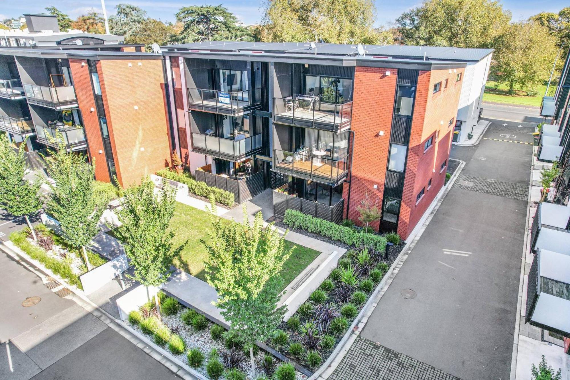 Modern & Central City - By Kosh Bnb Hamilton Exterior foto